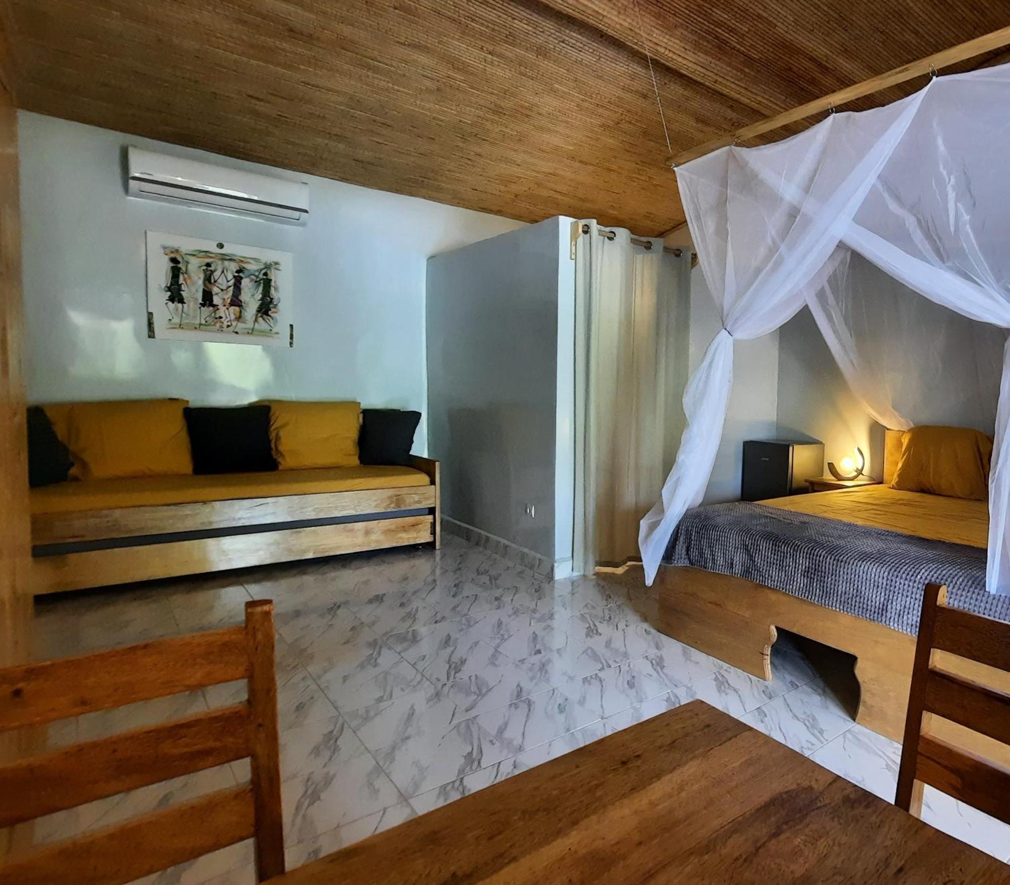 Bed and Breakfast Chez Nous Chez Vous Toubakouta Экстерьер фото